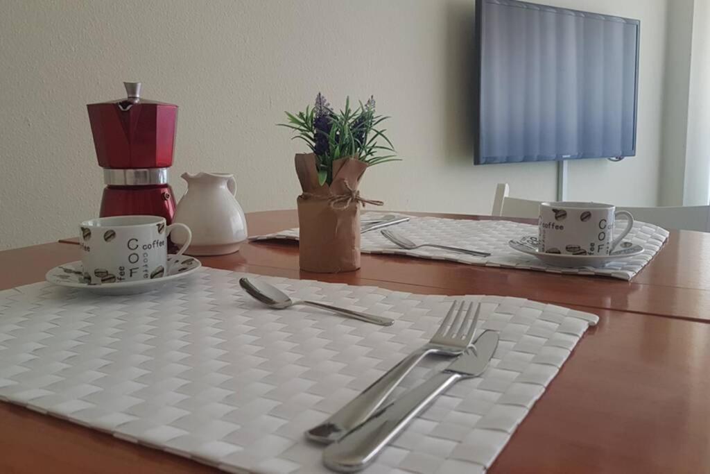 Bonito Apartamento Triana-Los Remedios Севиля Екстериор снимка