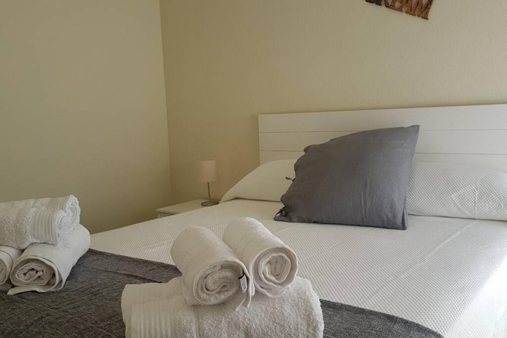 Bonito Apartamento Triana-Los Remedios Севиля Екстериор снимка